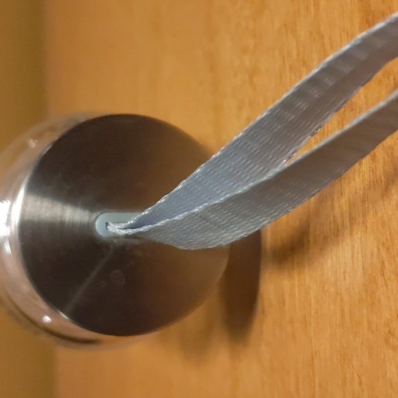 Goddess provisions water bottle with crystal container bottom - Picture 3 of 5